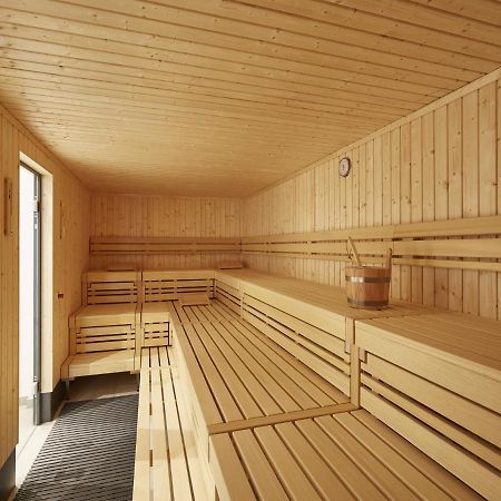 Reetland Am Meer - Premium Reetdachvilla Mit 3 Schlafzimmern, Sauna Und Kamin E24 Dranske Exterior foto