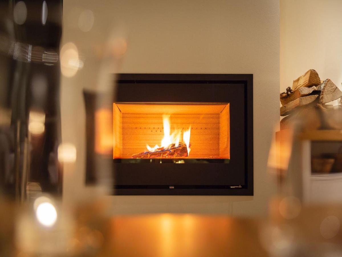 Reetland Am Meer - Premium Reetdachvilla Mit 3 Schlafzimmern, Sauna Und Kamin E24 Dranske Exterior foto